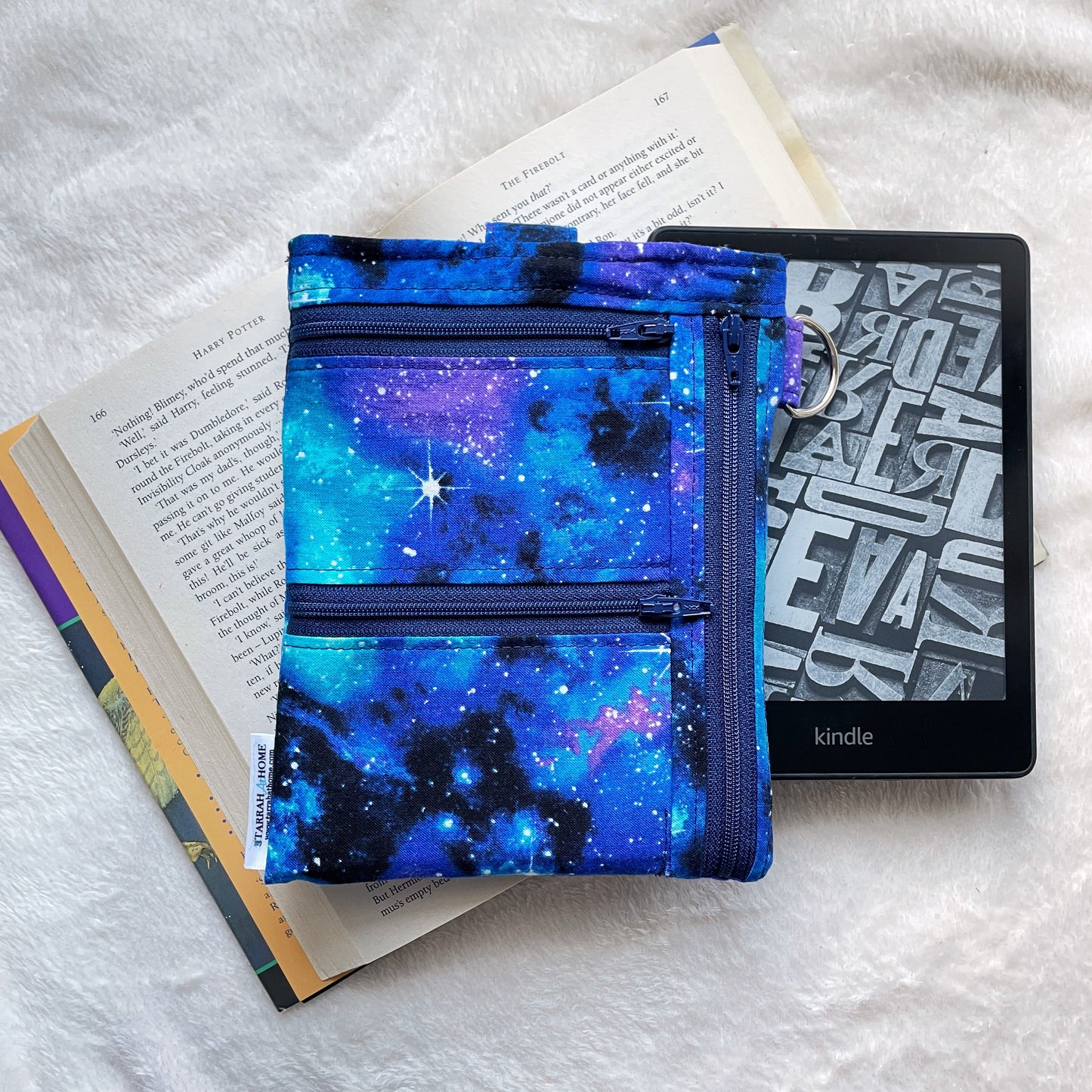 E-Reader Wallet – Kindle Paperwhite Sleeve Case & Travel Organizer