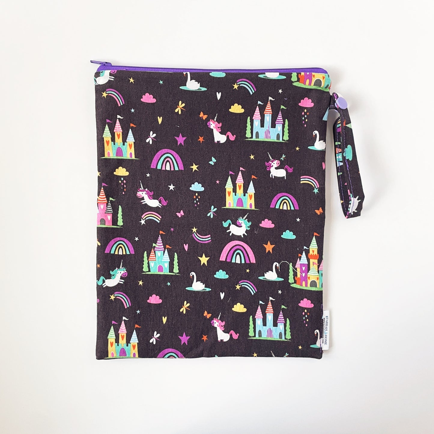 Daycare Wet Bag for Babies, Toddlers, and Kids – Leakproof Reusable Bag for Diapers, Clothes & Swim