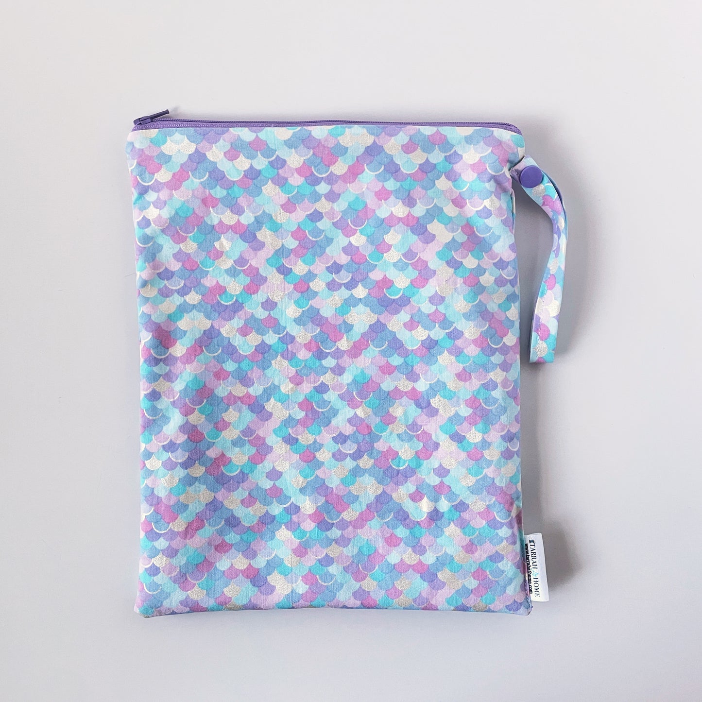 Daycare Wet Bag for Babies, Toddlers, and Kids – Leakproof Reusable Bag for Diapers, Clothes & Swim