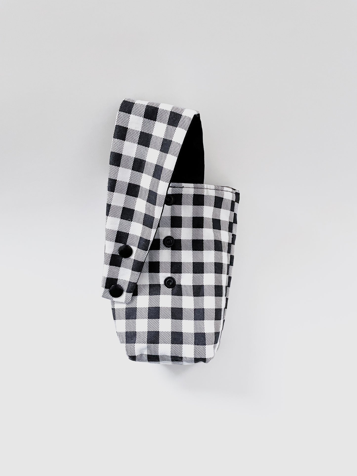 Hanging Drink/Accessory Holder in Buffalo Plaid
