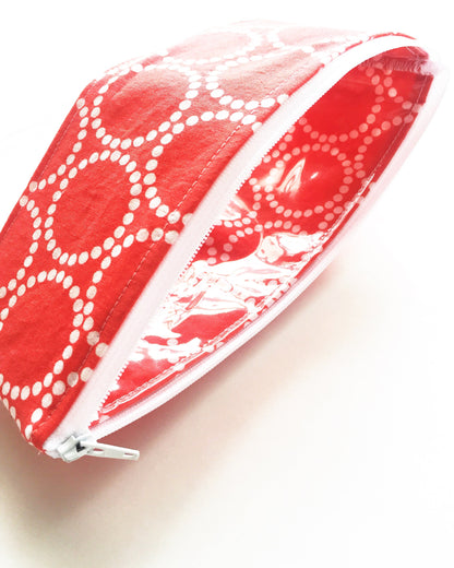 Peeky Pouch in Orange