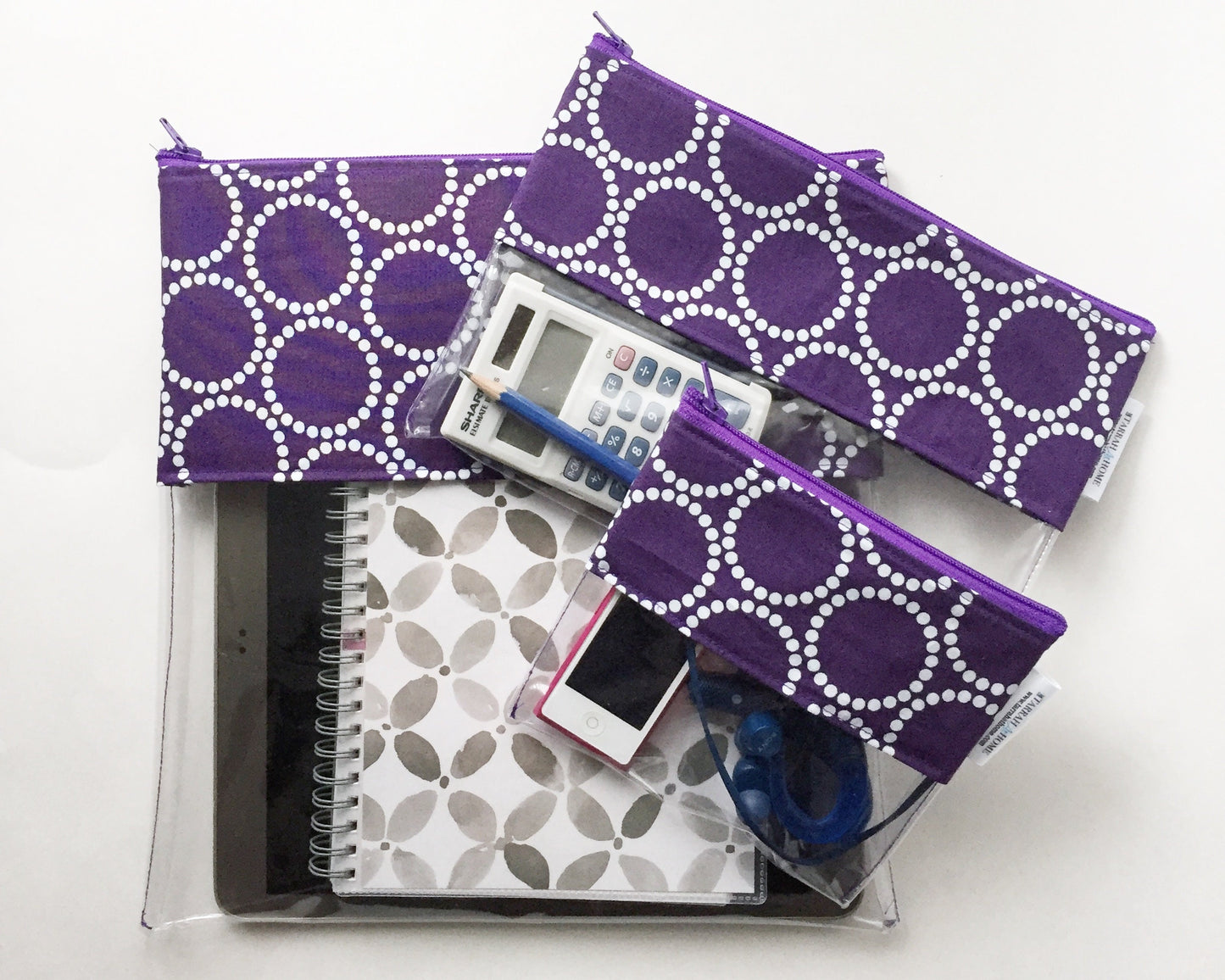 Peeky Pouch in Purple