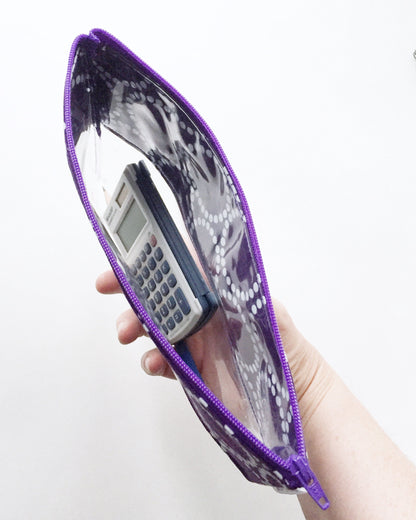 Peeky Pouch in Purple