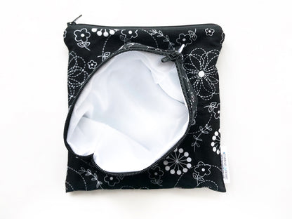 Flower Doodle Black Print Reusable Sandwich Bag