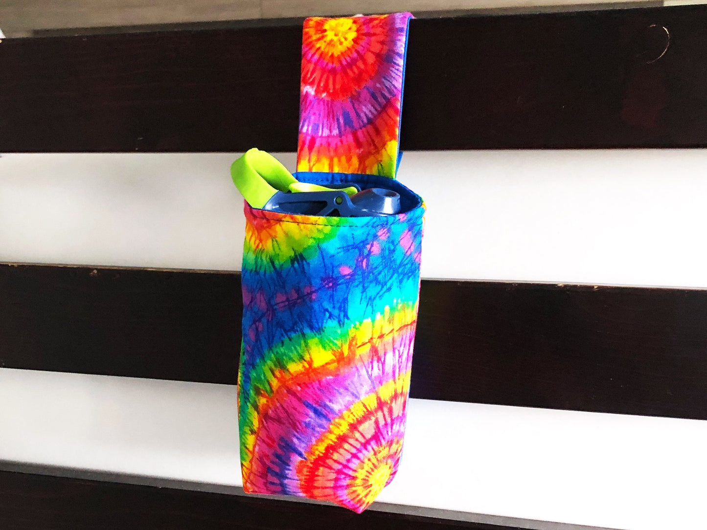 Hanging Drink/Accessory Holder in Tie-Dye