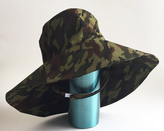 Medium Camo Wide Brim Bucket Hat with Chinstrap