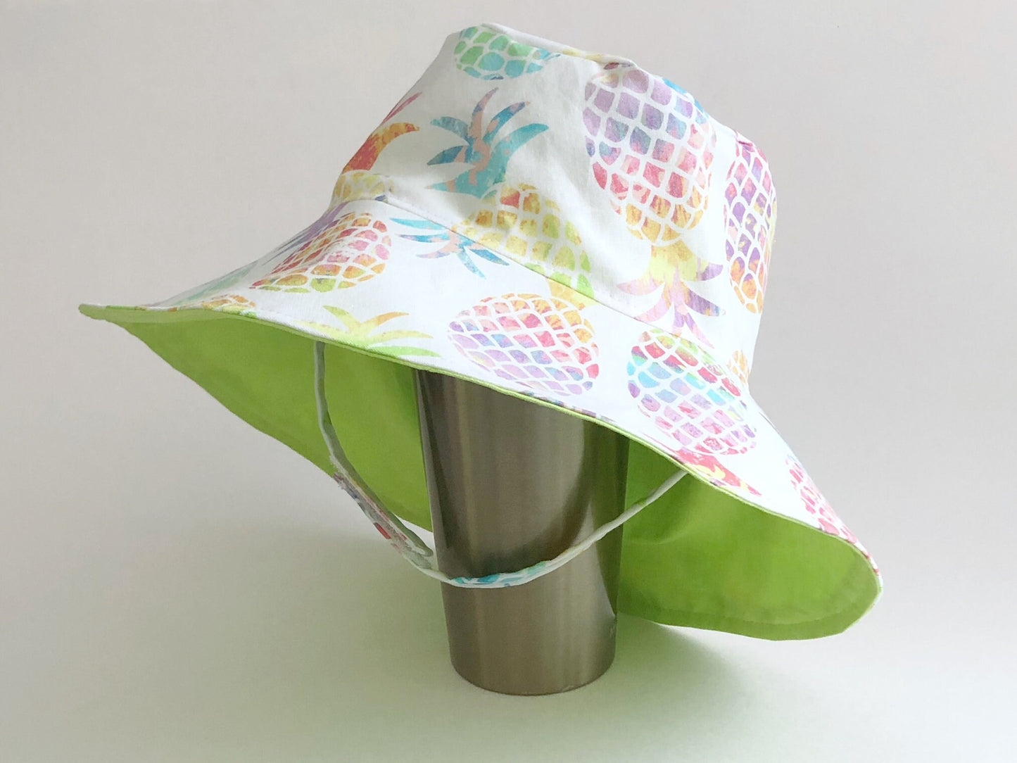 Girl Rainbow Pineapple Toddler Medium Wide Brim Bucket Hat, Chinstrap