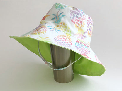 Girl Rainbow Pineapple Toddler Medium Wide Brim Bucket Hat, Chinstrap
